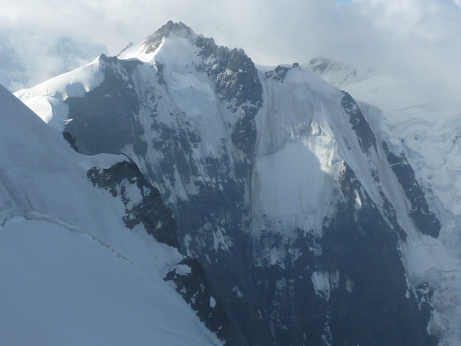 Face nord de l'Abneflue depuis le Rottalsattel de la Jungfrau