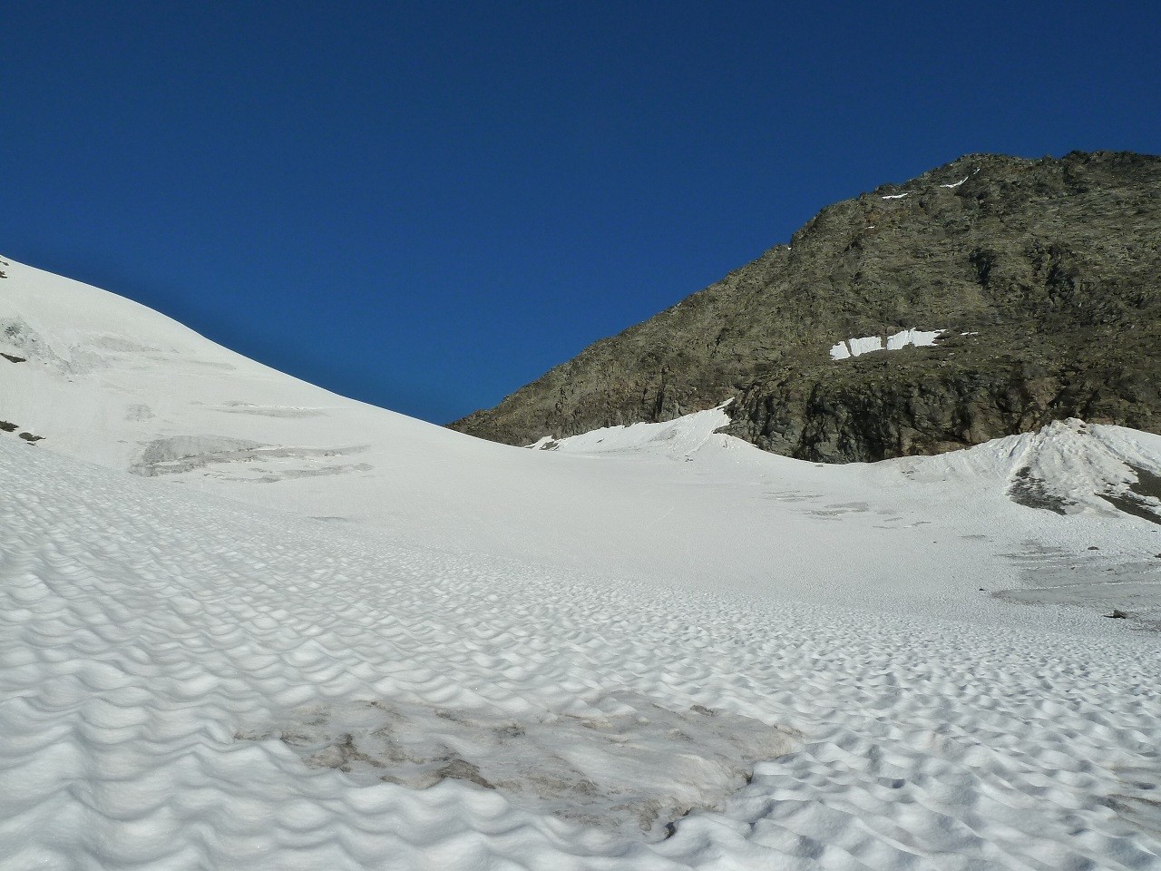 La montée au col 3402m