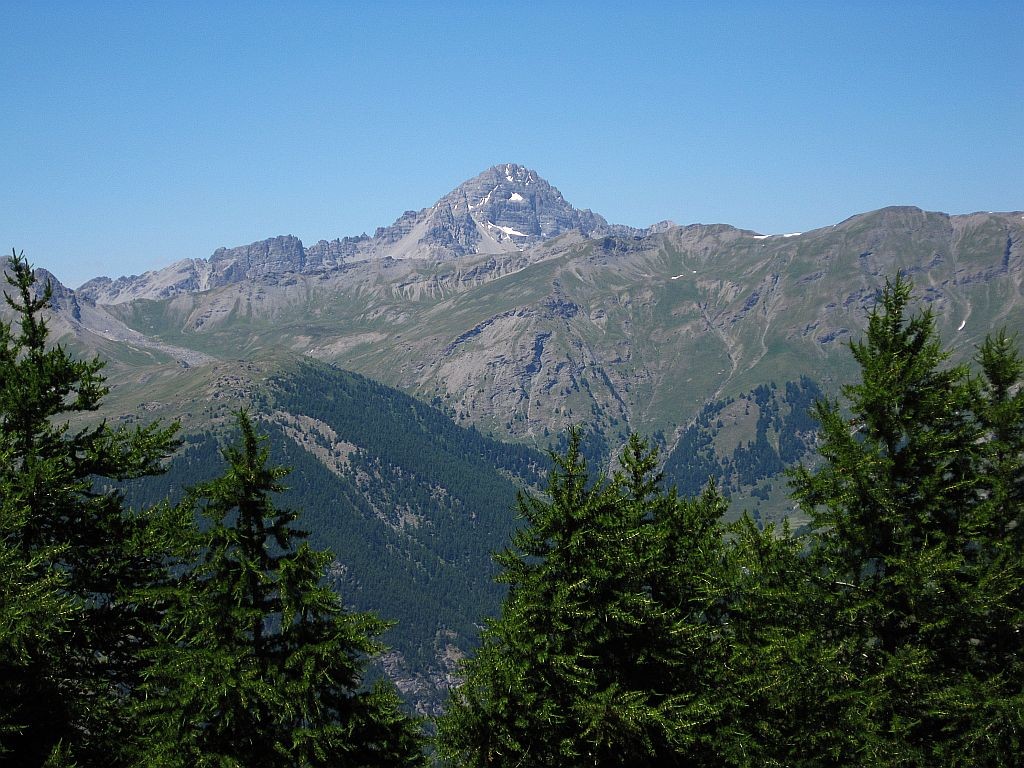 Vue sur le Rochebrune depuis Marassan