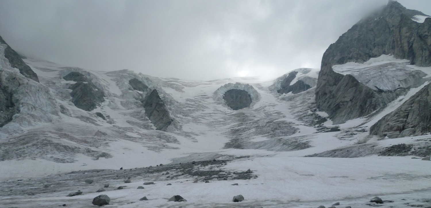 Chute de sérac du Beichgletscher
