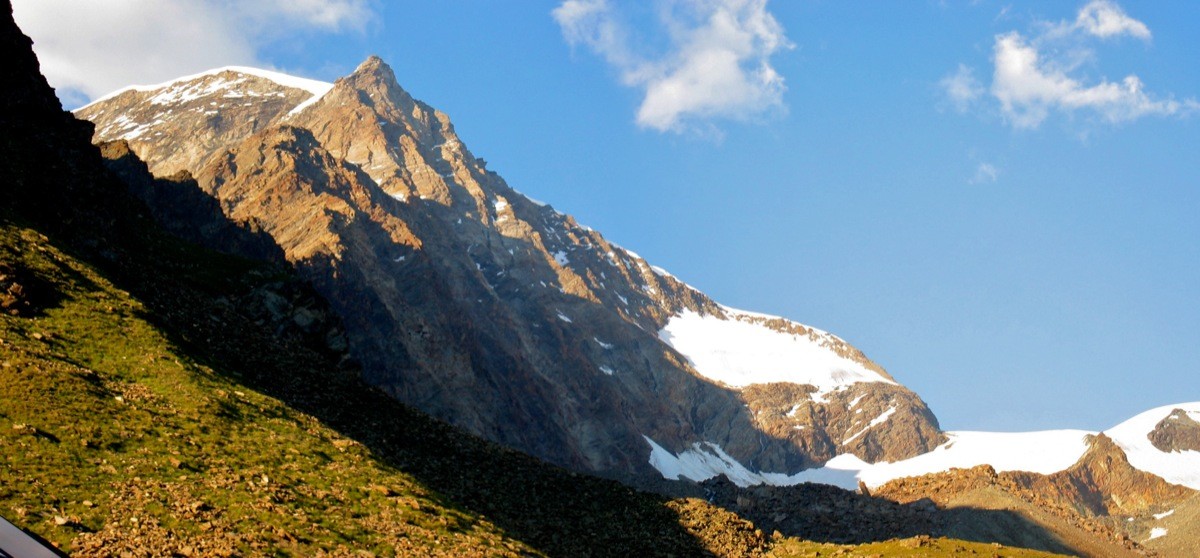 Alphubel, Rotgrat et Eisnase à droite
