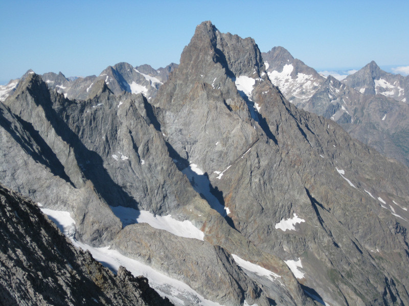 Aiguille du Plat de la Selle