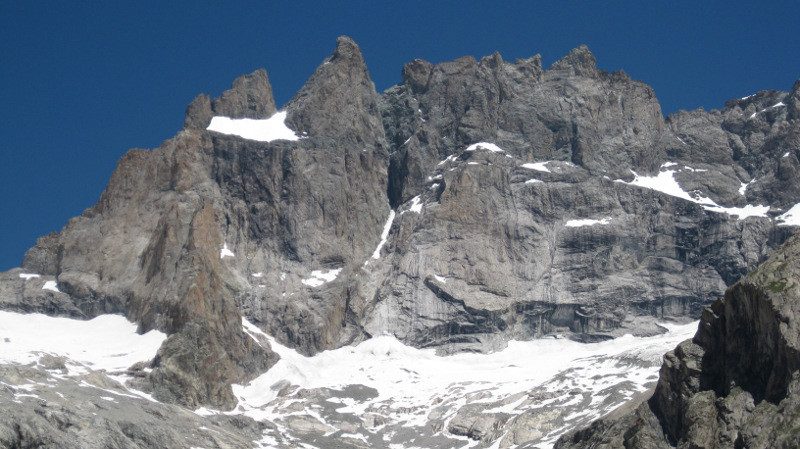 la Meije en "descendant" le vallon des Etançons