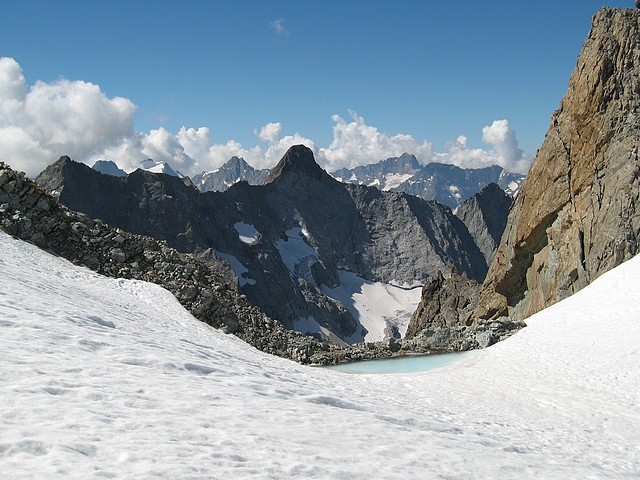 Col de la Girose : Du col, vue vers le Plat de la Selle