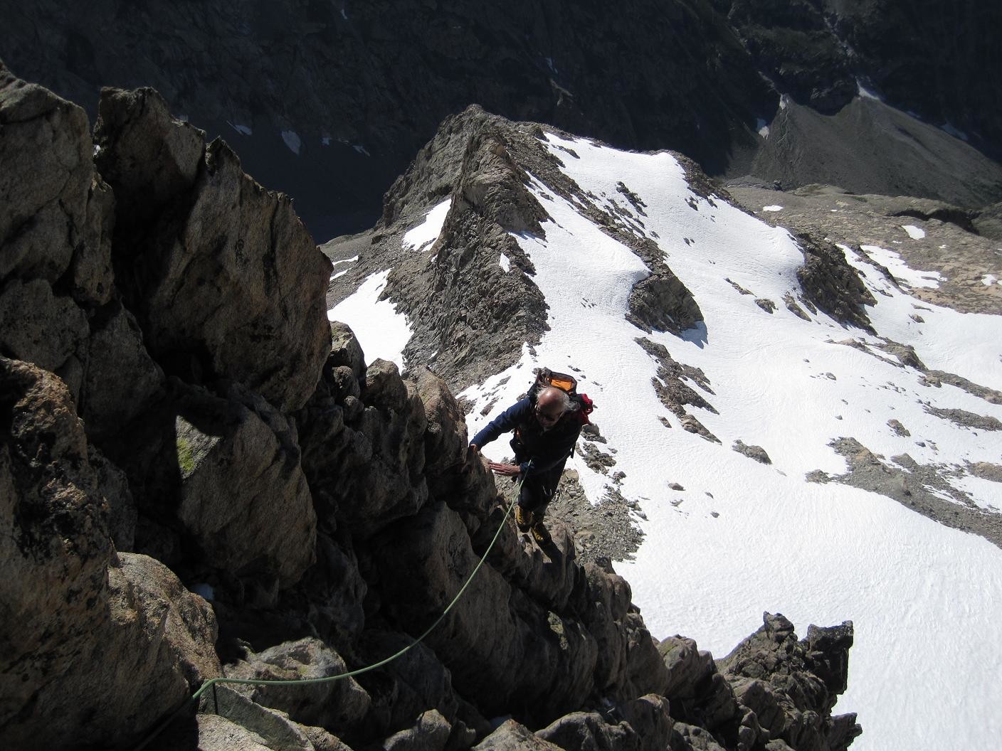 sur l'arête SE