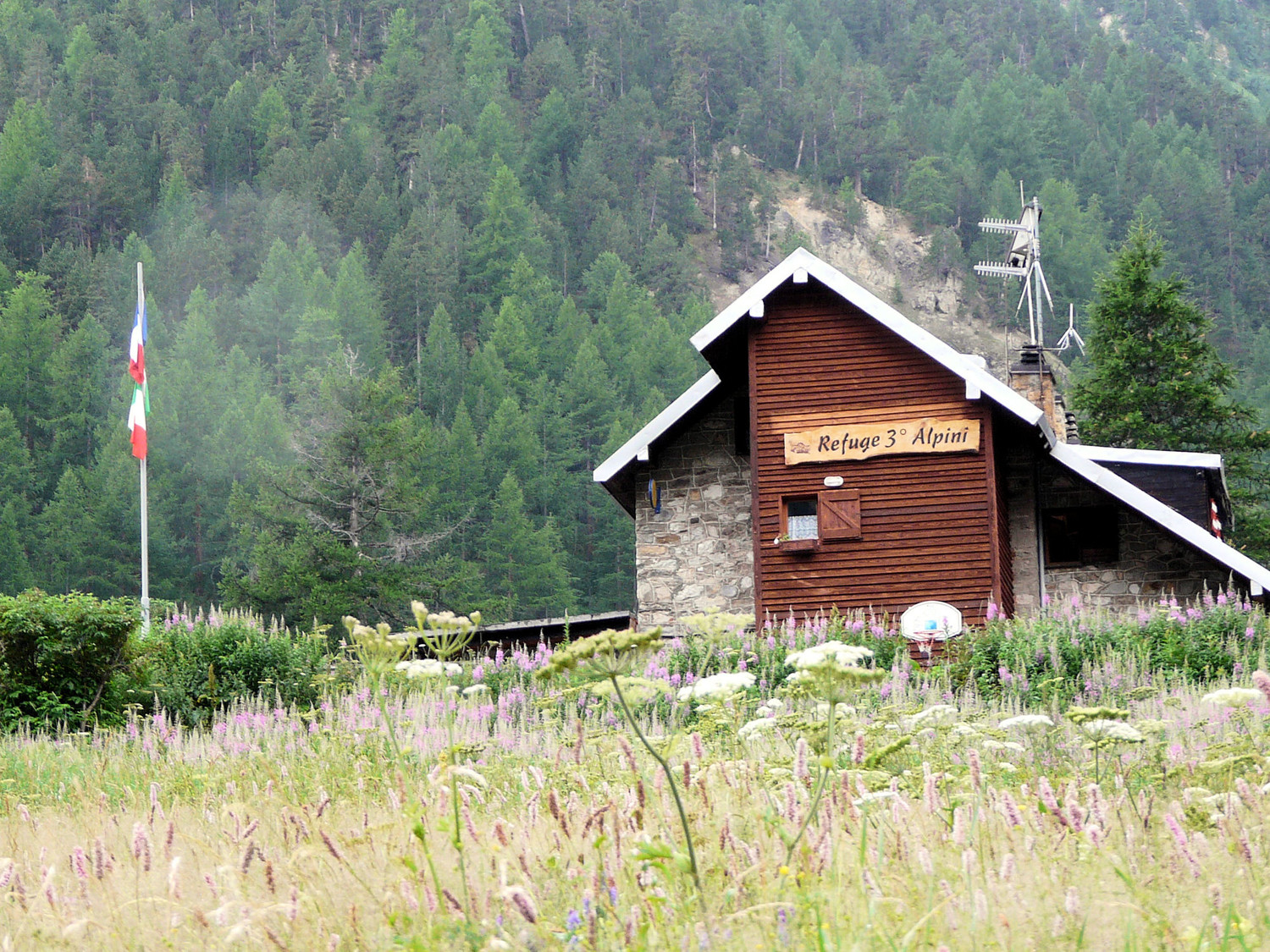 Refuge Tre Alpini (vallée Etroite)