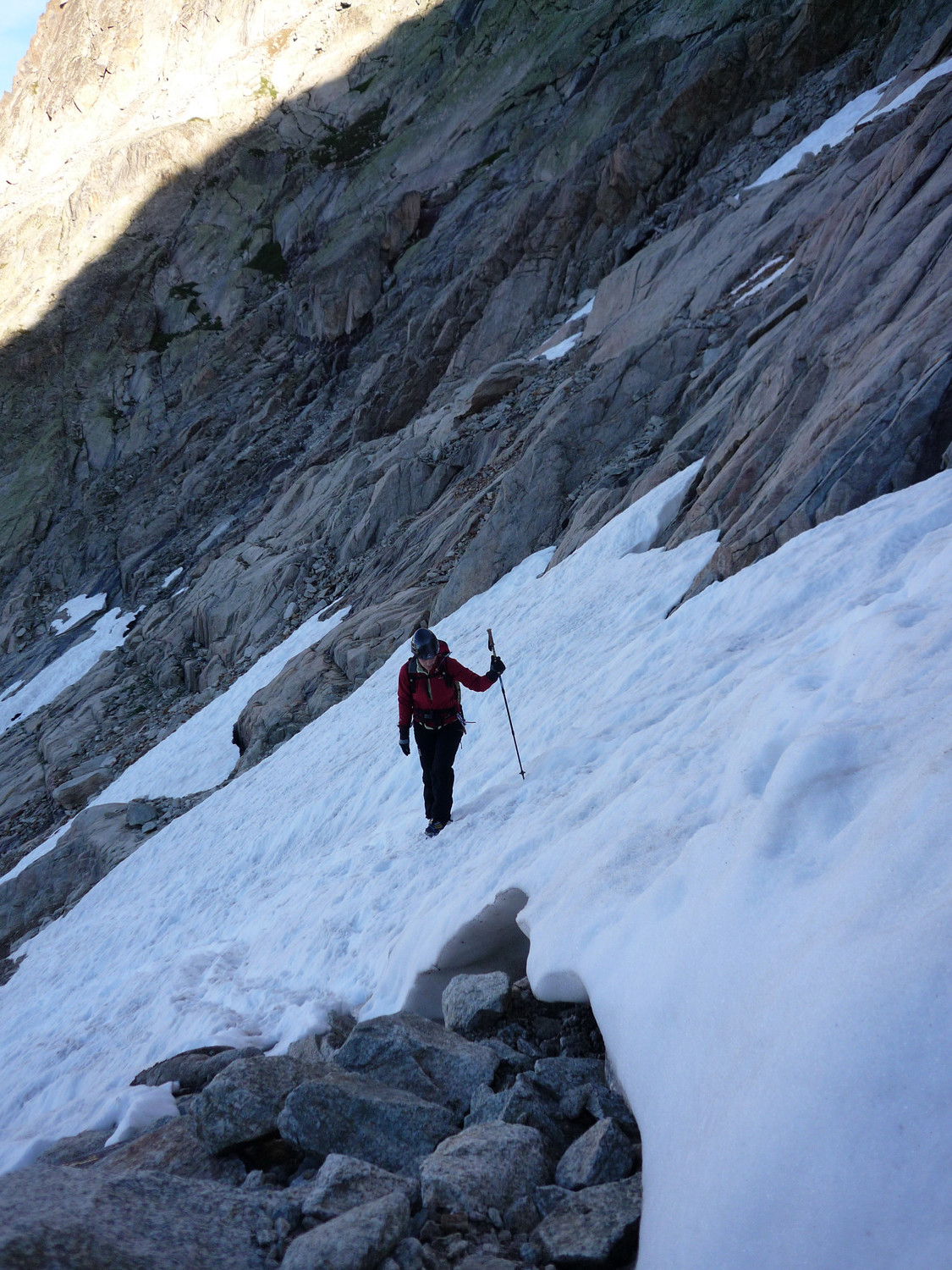 Dans l'approche de la brèche des clochetons