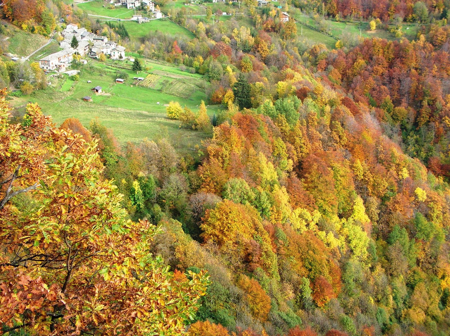 Lities visto dalla cima della Rocca