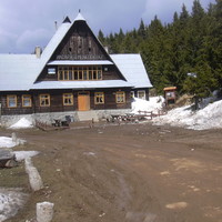 Madarasi Menedekház