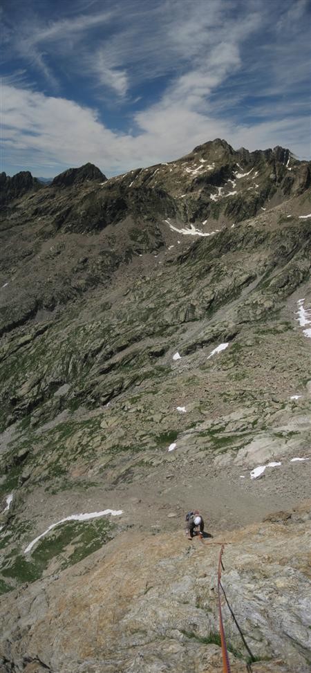 Directissime à la III - Dalle ne signifie pas sans ambiance (L6).