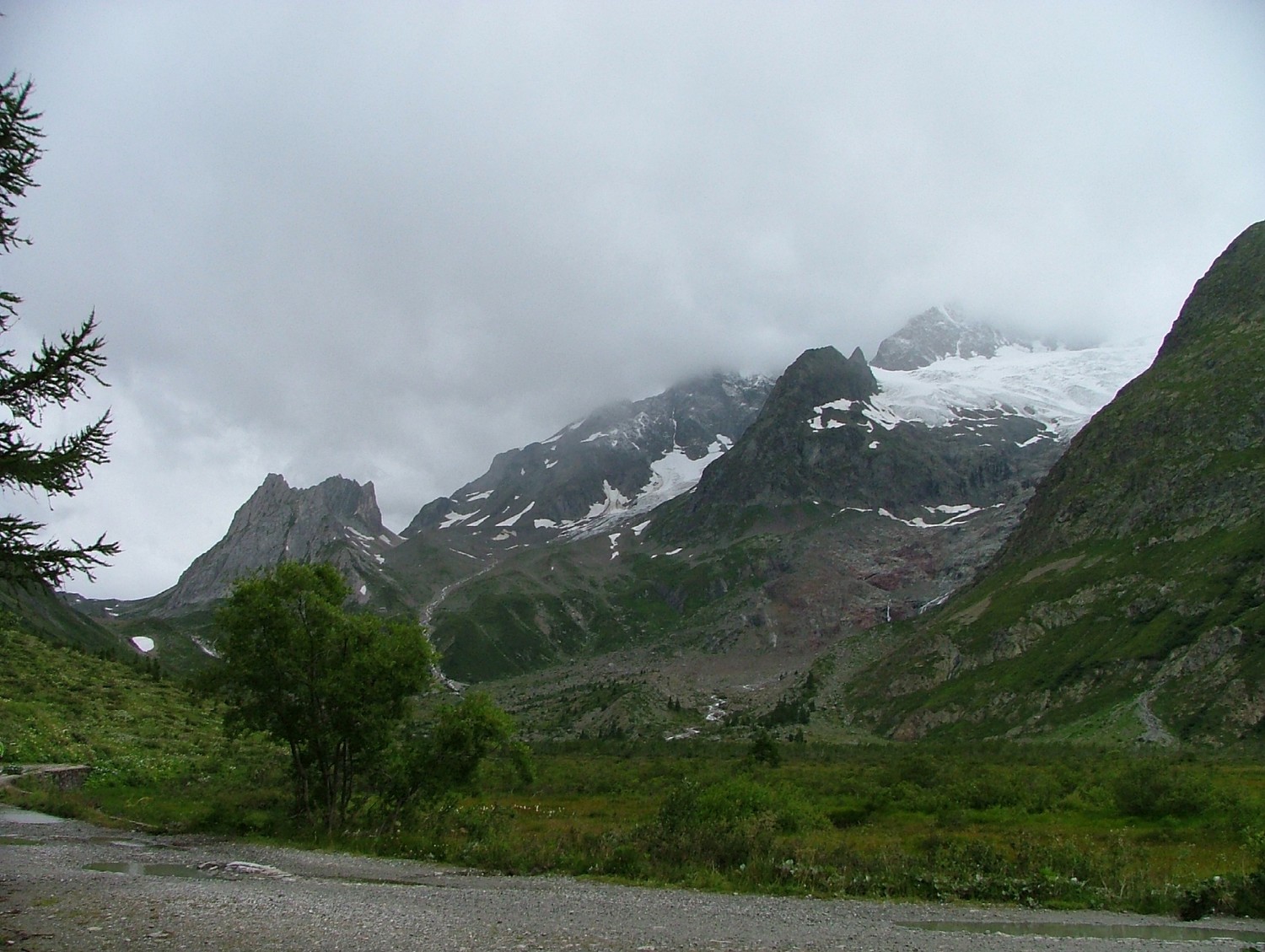 Tré la Tête, les Pyramides Calcaires, glacier et aiguille d'Estelette, glacier de la Lex Blanche