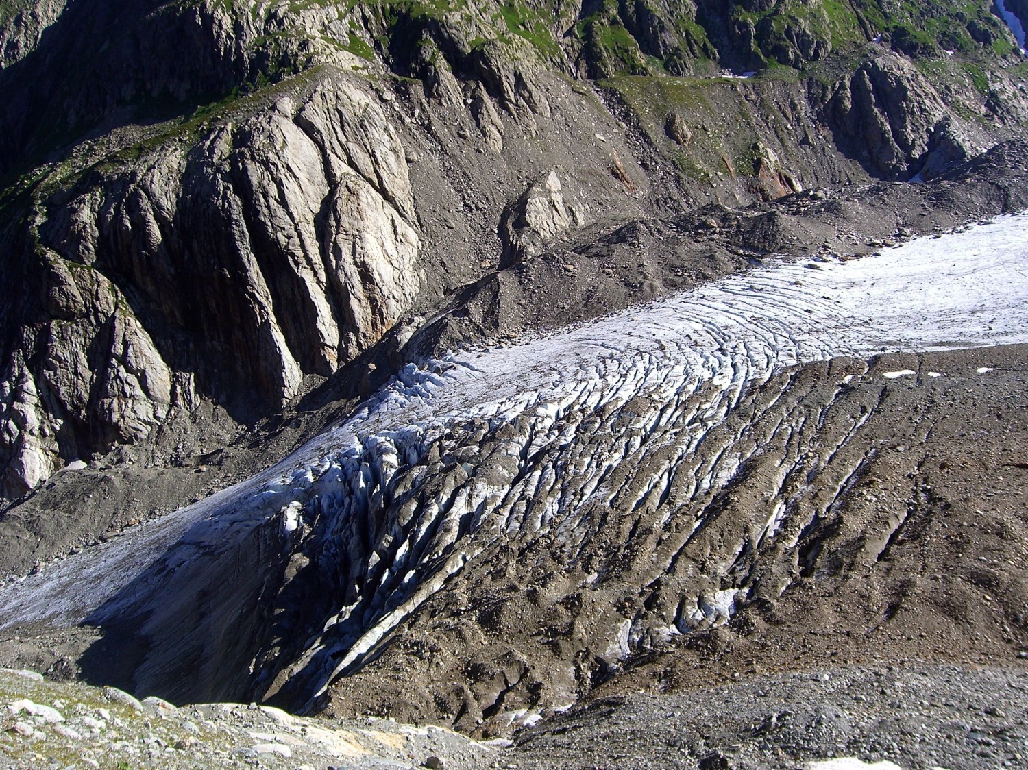 Tondu-traversée du glacier et passage en RD "sec"
