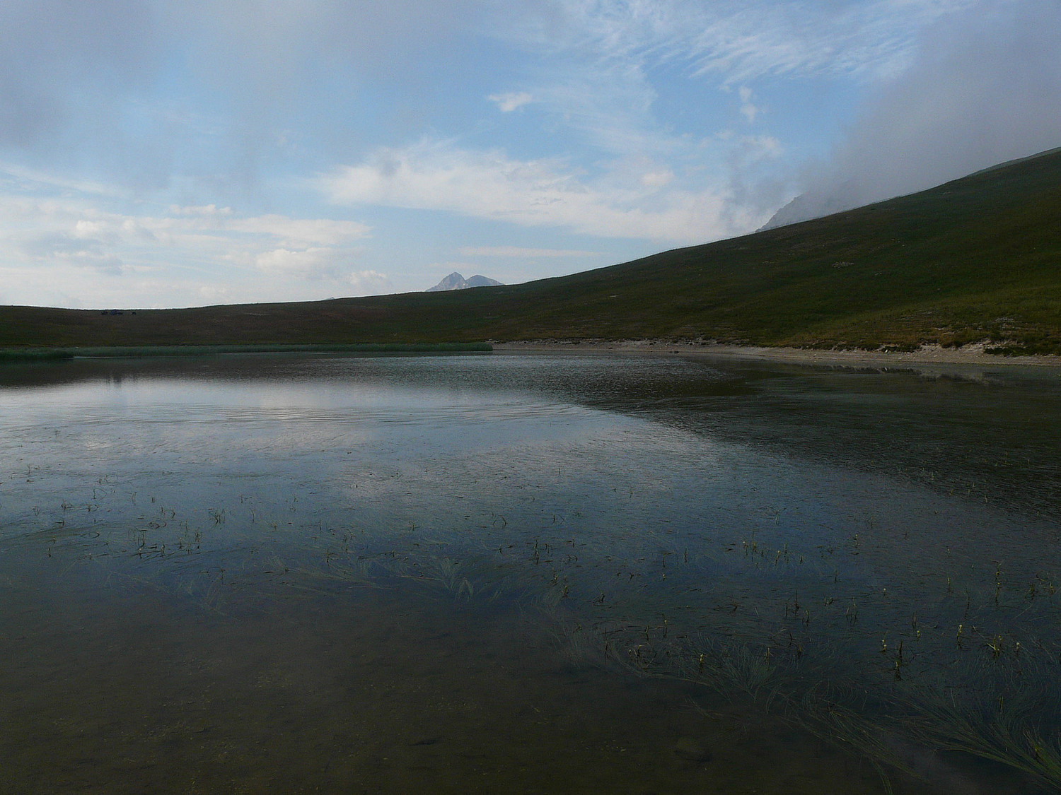 Lac Chavillon et le col des Thures