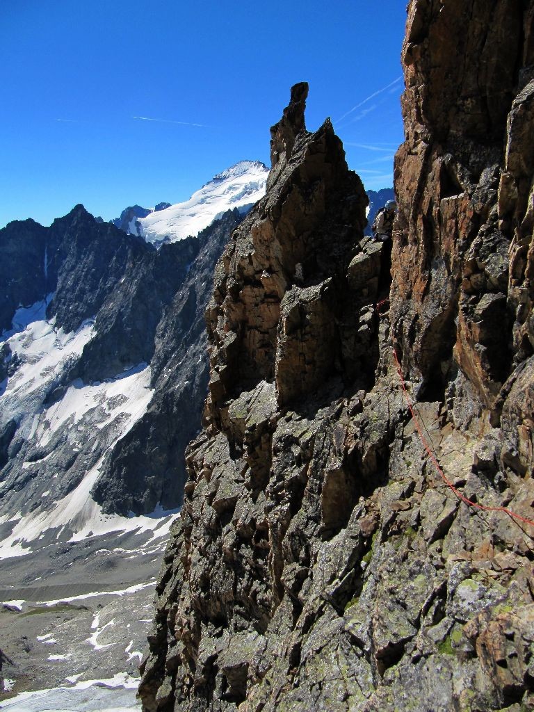 La brèche sur l'arête au 5ème relais