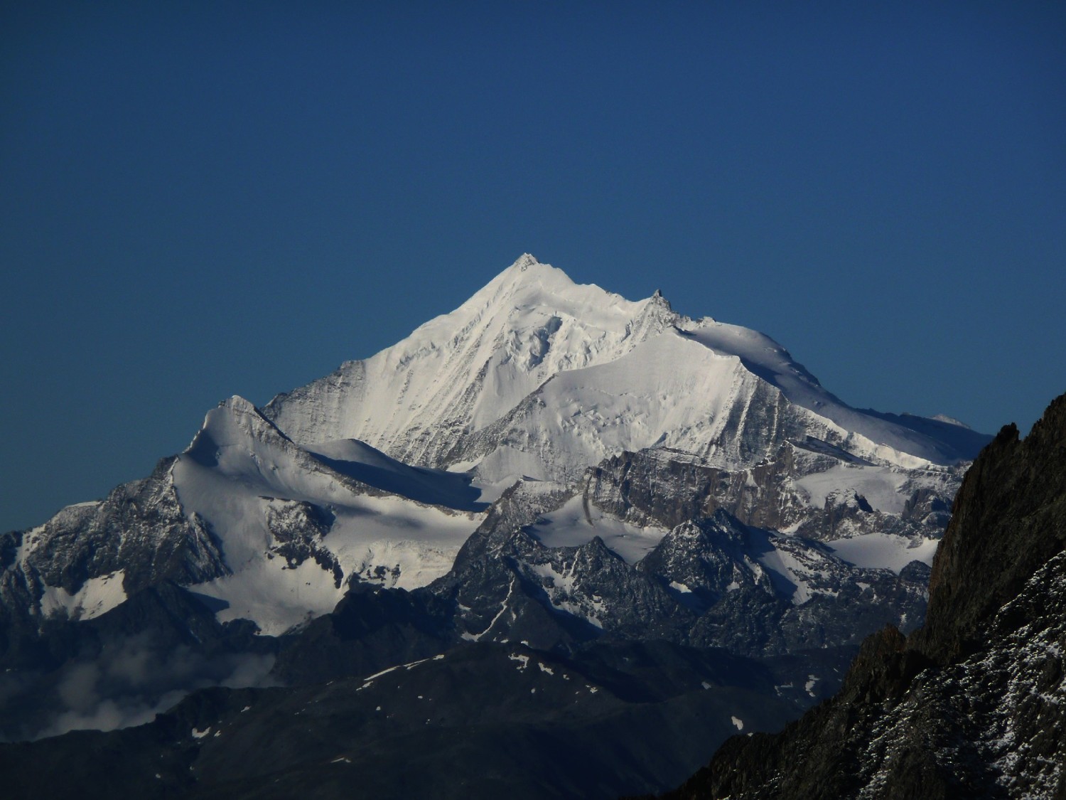 Weisshorn vu de l'arête SE du Jägihorn