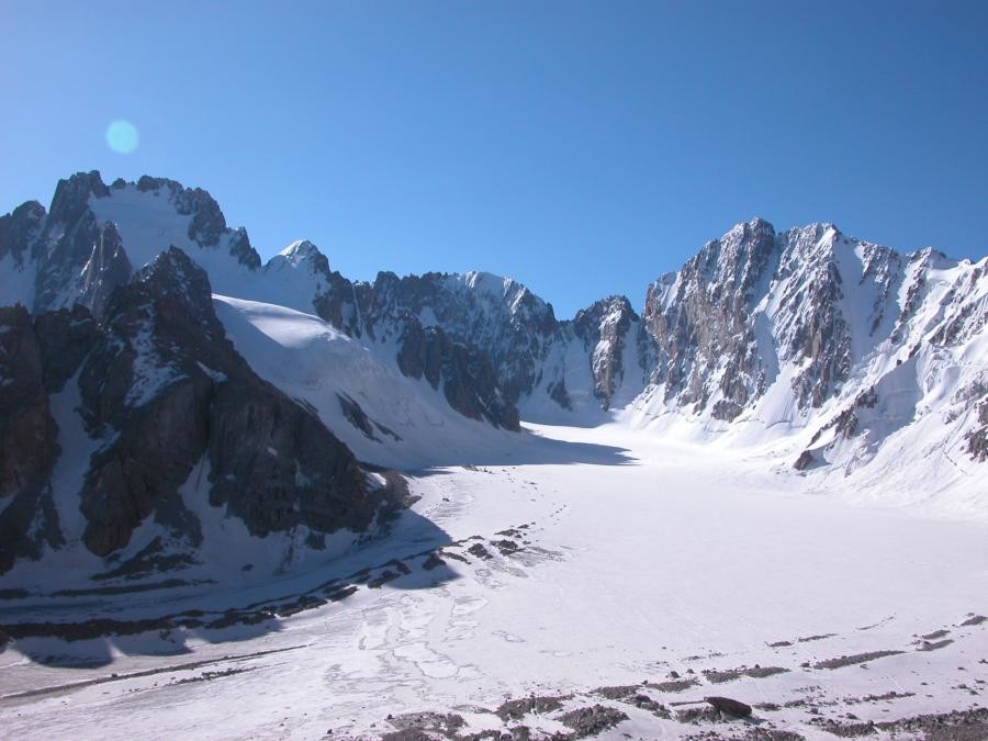 Cirque glaciaire des Corona au Svobodnaïa Korea