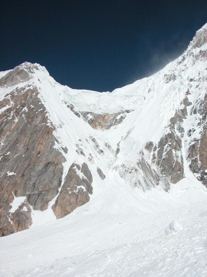 Couloir d'avalanche sur la route Pogrebetski - Camptocamp.org