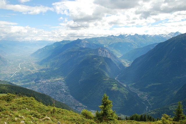Vallée du Rhône et route vers Verbier depuis le Mont de l'Arpille