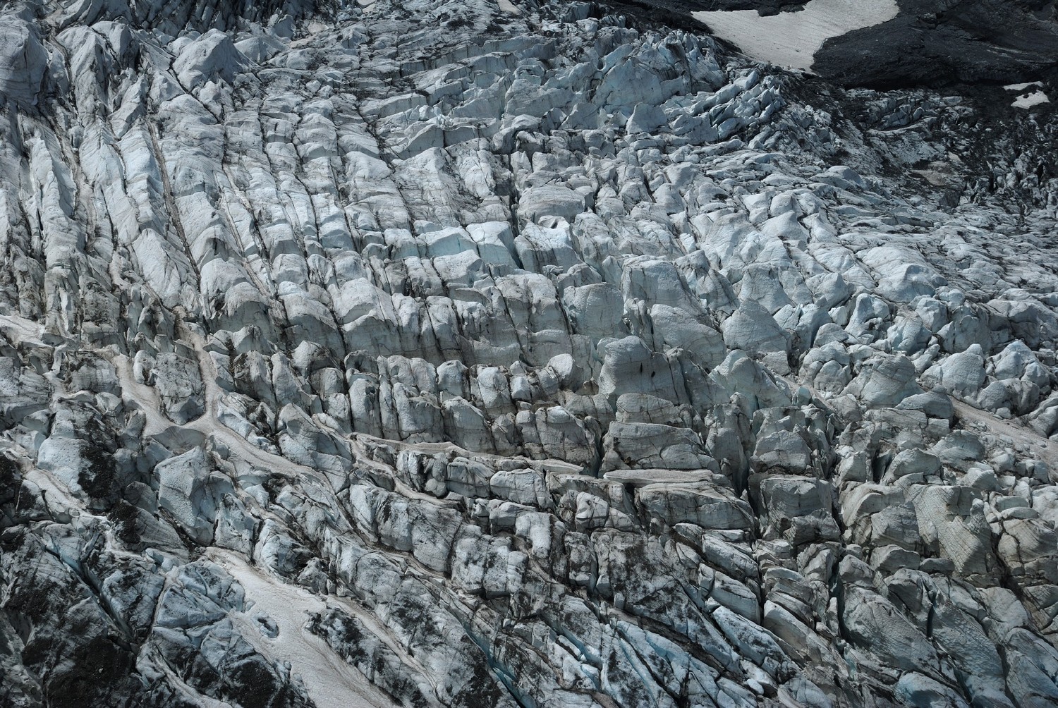 Glacier de Guggi vu du refuge éponyme