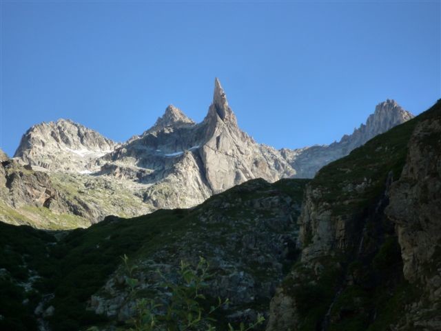 Aiguille Dibona - vue au coin du sentier