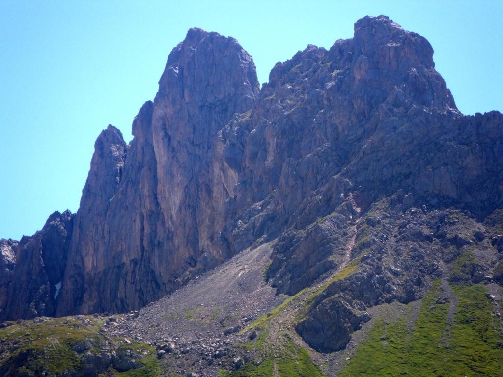 crete du raisin ( cerces )