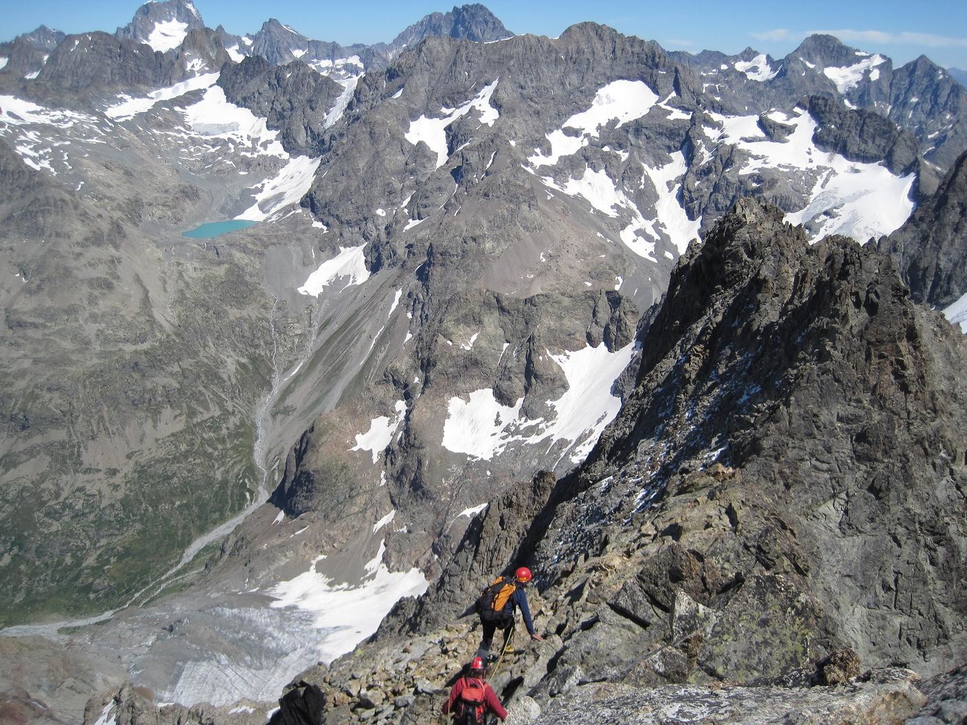 une longue descente