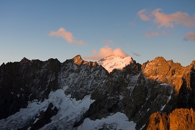 La barre des écrins au levé du jour
