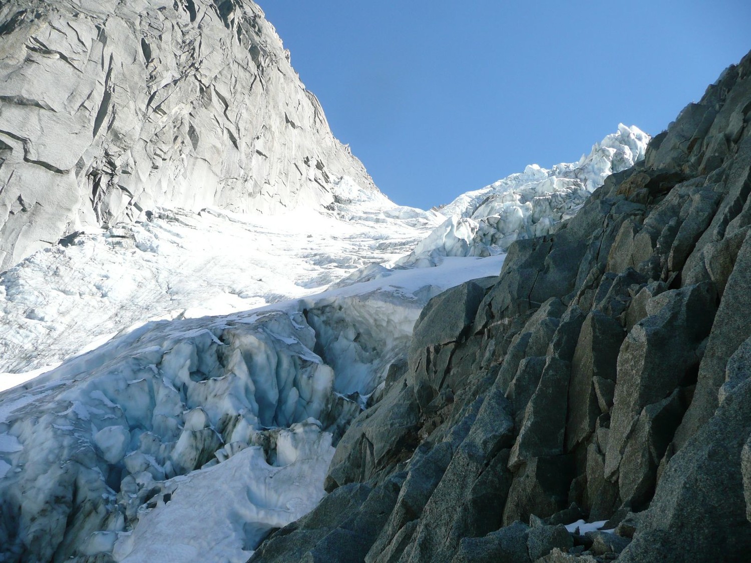 Le glacier des Nantillons vu du rapel du rognon