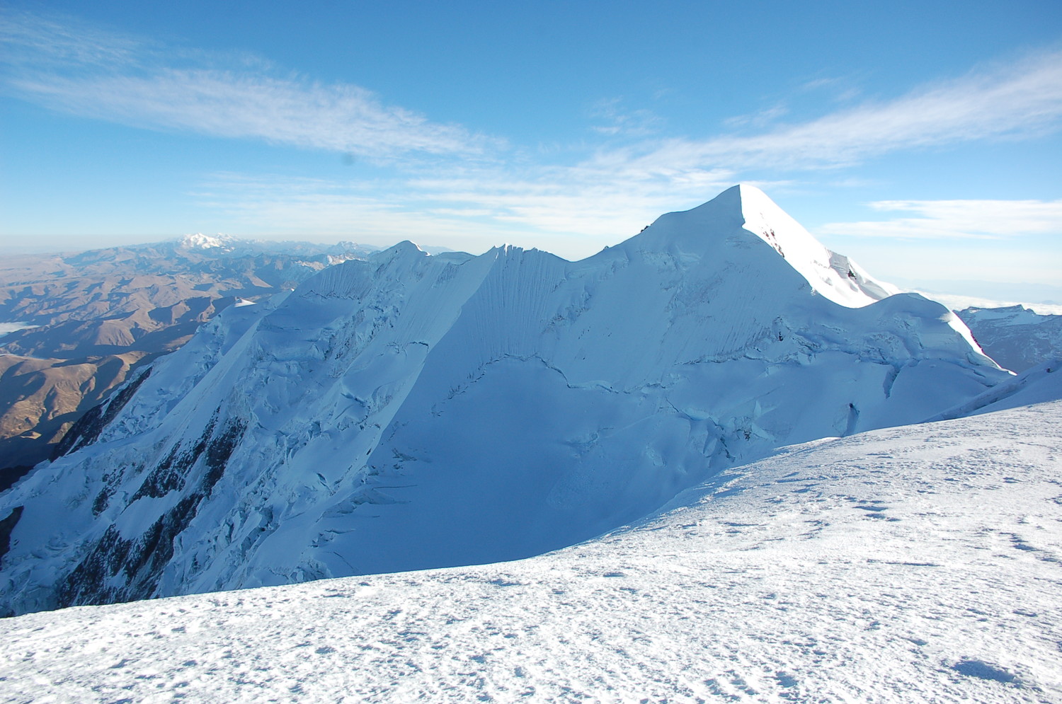 Sous le sommet environ 6300m