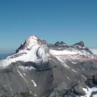 Versant S de la Haute Cime avec l'arête des Lacs à gauche