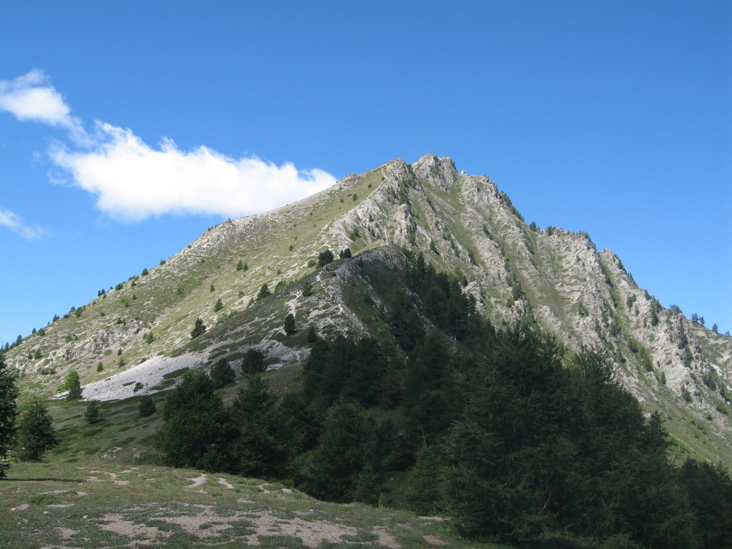 La crête des Chambrettes vue depuis le col Fromage
