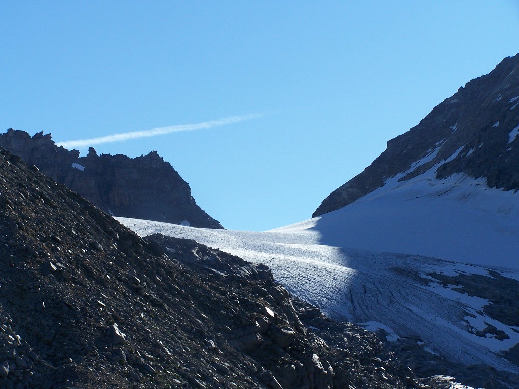 Col Perdu et le glacier des sources de l'Arc, dominé par la Levannétta.