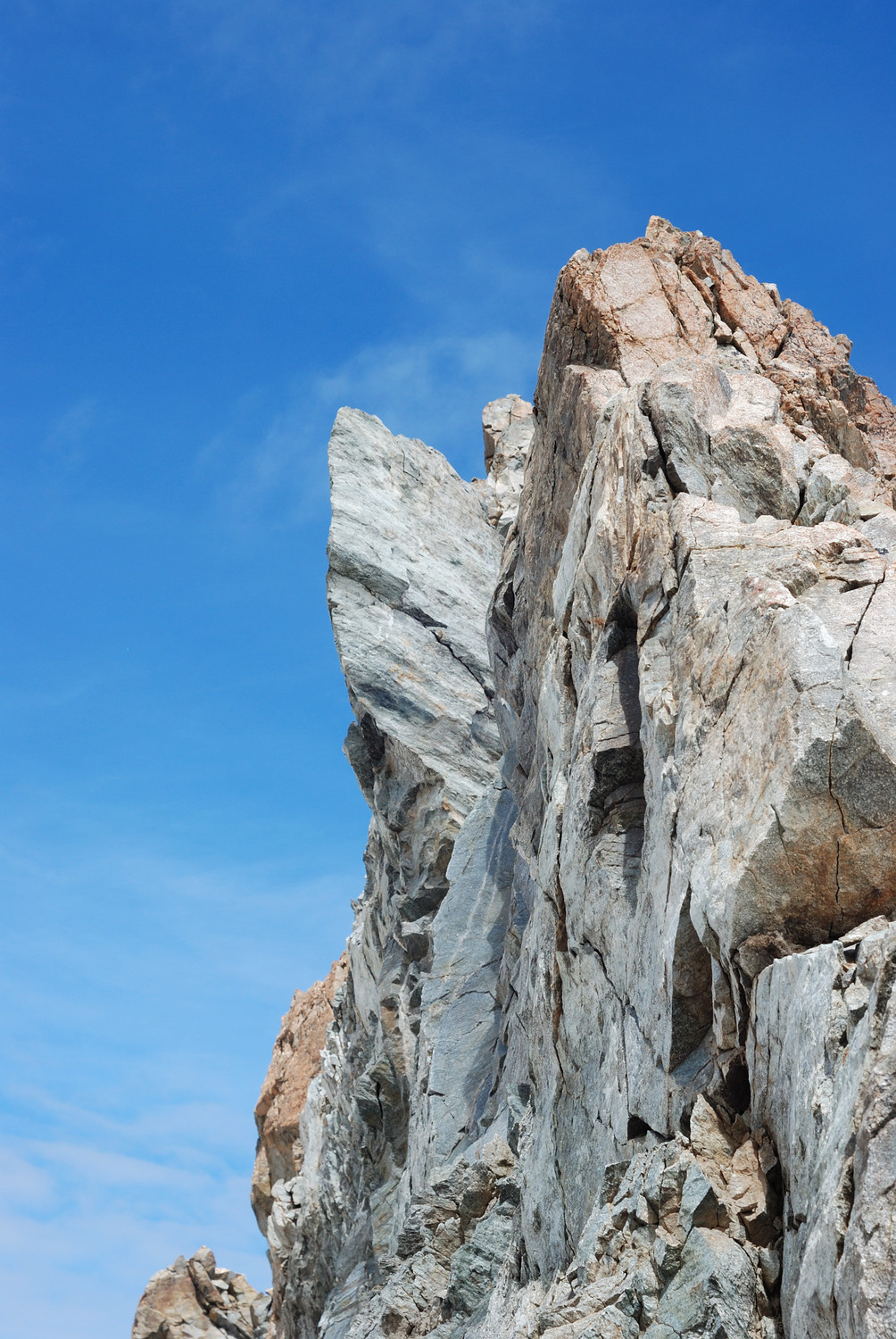 Sur l'arête, versant W