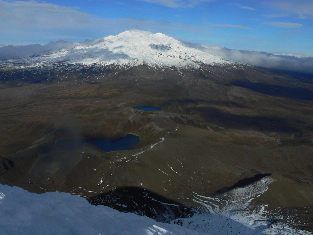 Tama Lakes et Ruapehu, depuis le Ngauruhoe