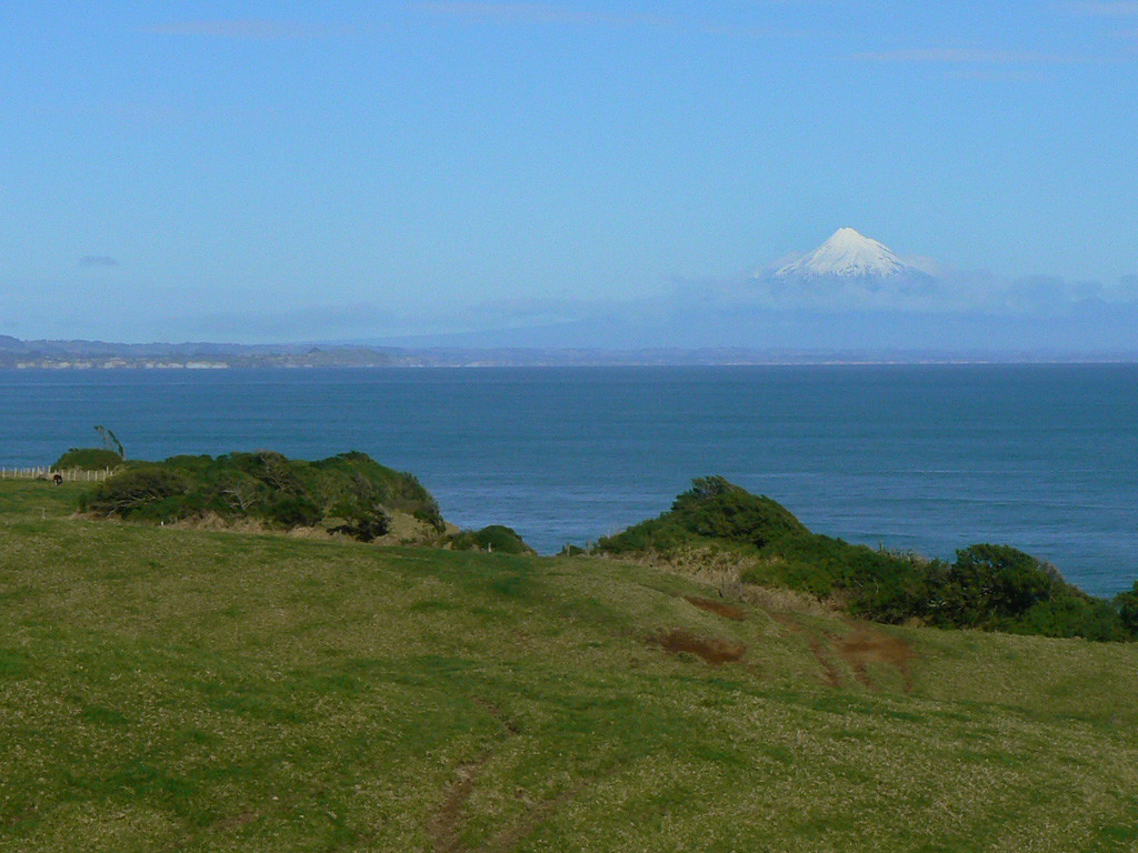 le Taranaki, depuis la baie de New Plymouth