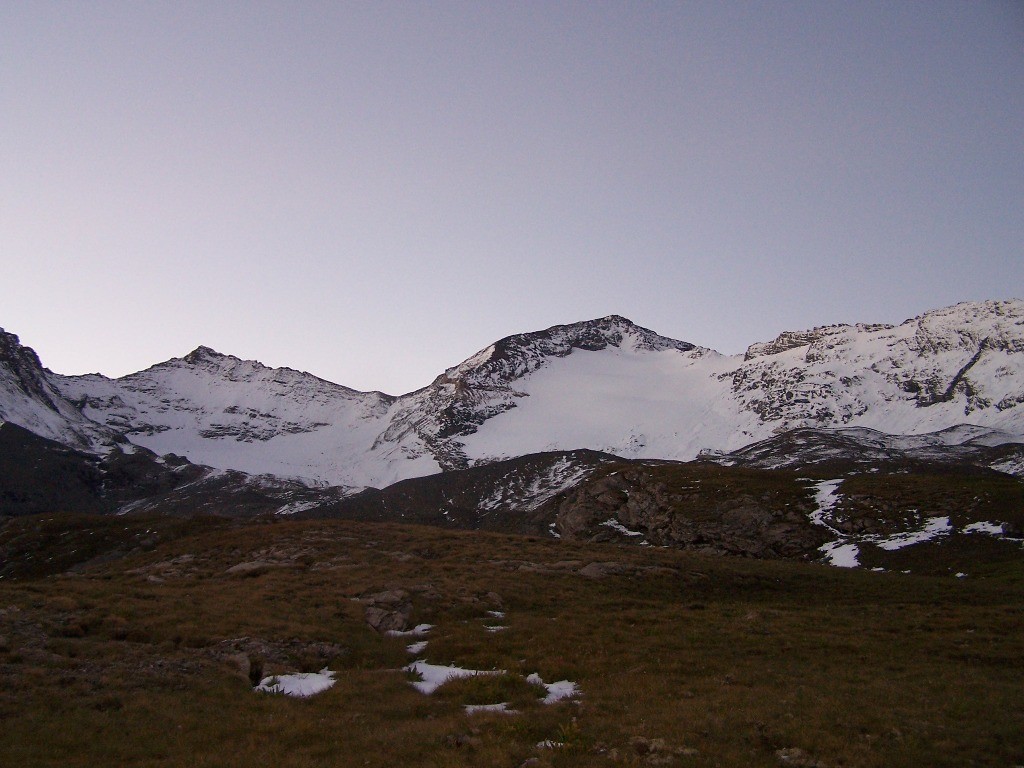 Pointe de Claret Pointe NE du Chatellard, le col du Pelvo roux est entre les deux.