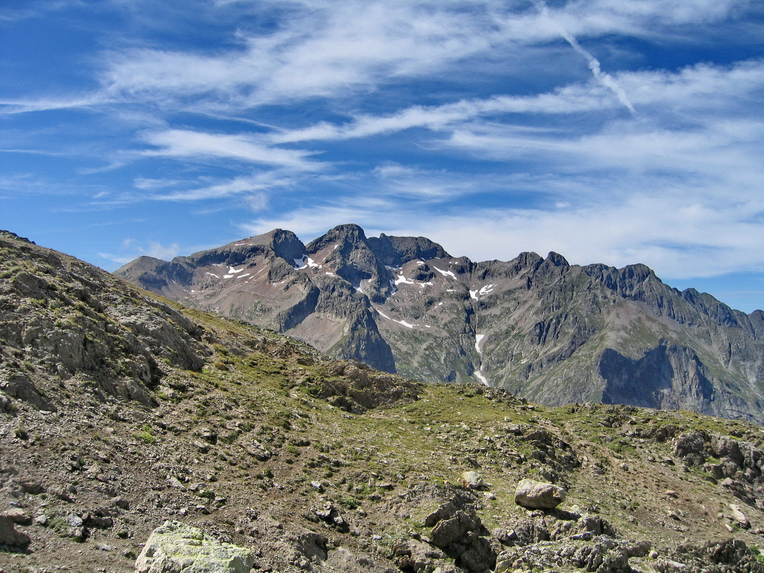 le groupe de malhaubert depuis le col