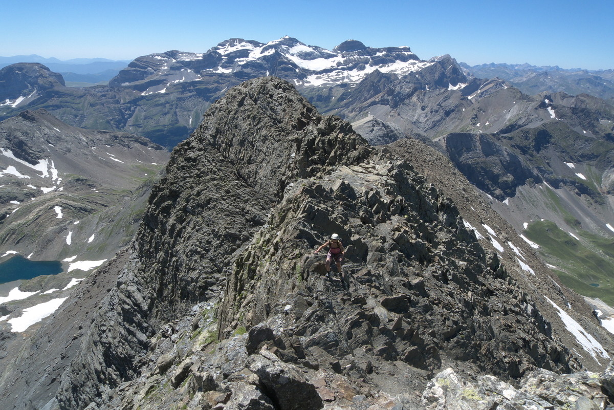 Sur l'arête W de la Munia