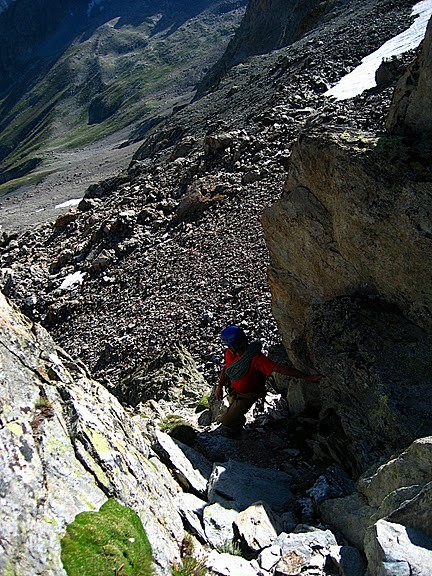 Remise à Flo, descente à pied