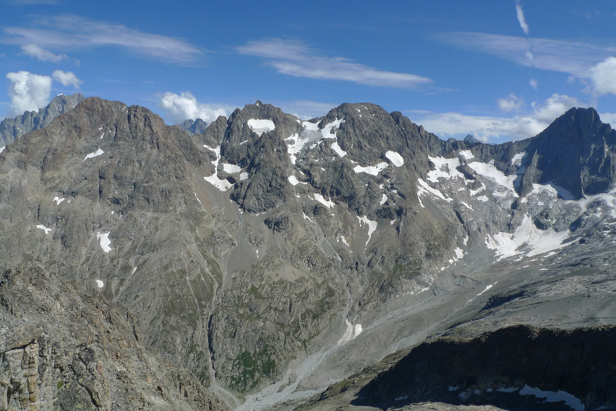 Grande aiguille de la Bérarde, Encoula, Encoula de Petite Pierre, Clôt Chatel