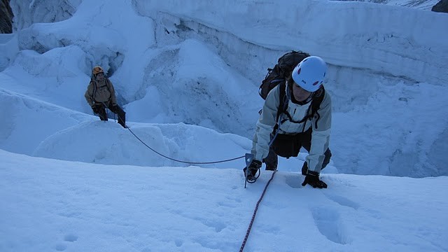 vers la sortie de la crevasse
