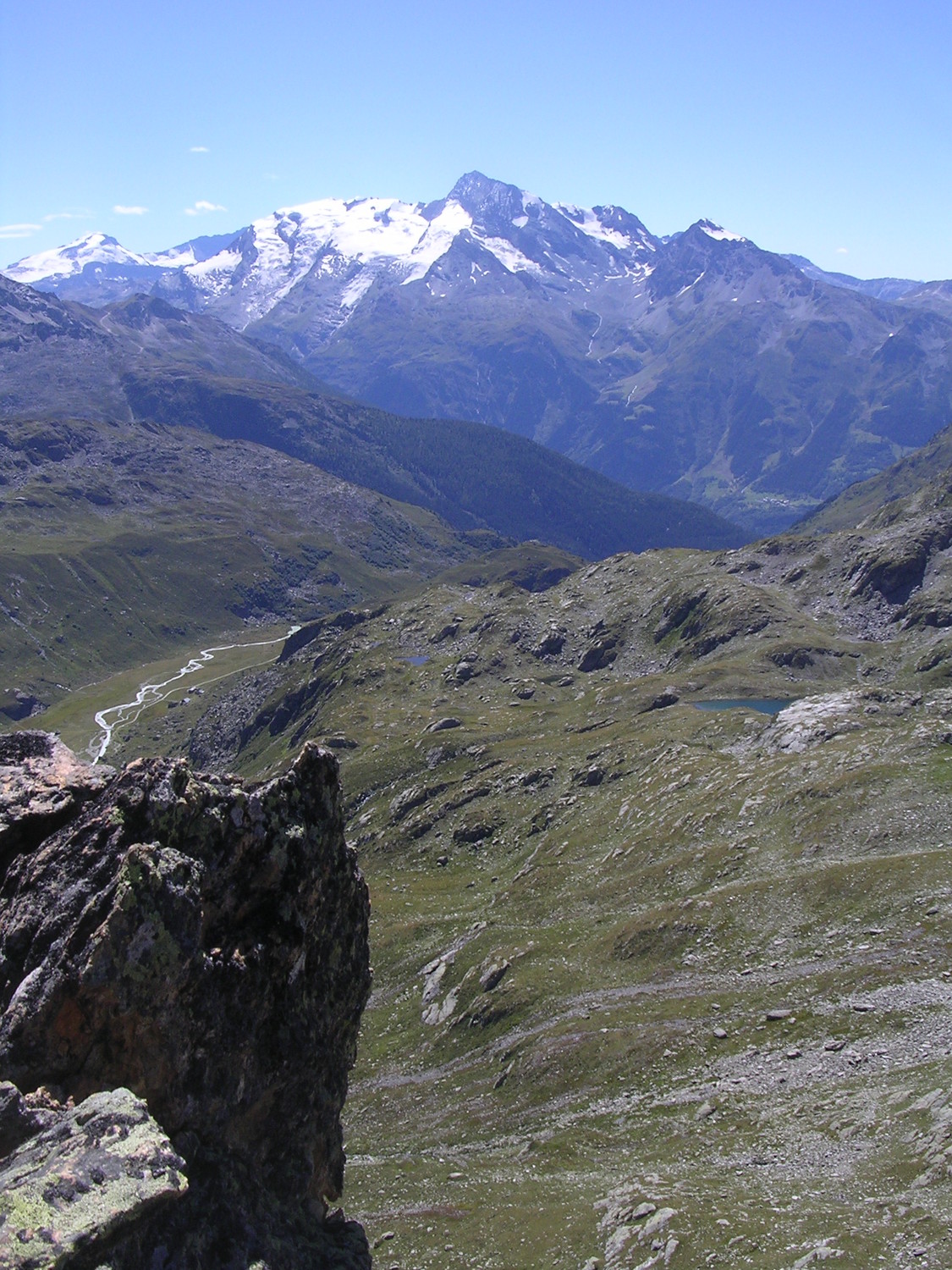 le mont pourri et la sassiere depuis le sommet