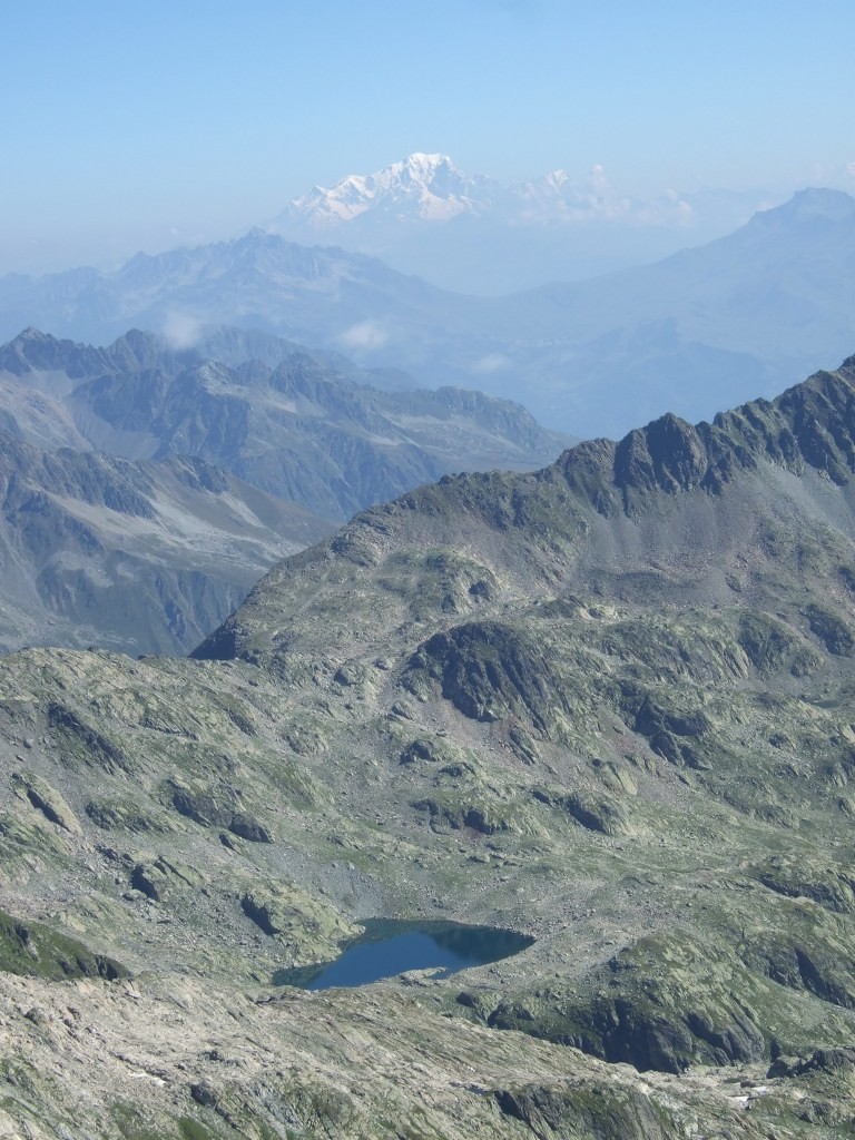 Le Mont Blanc et le lac de la Croix depuis l'Aiguille de Marcieu