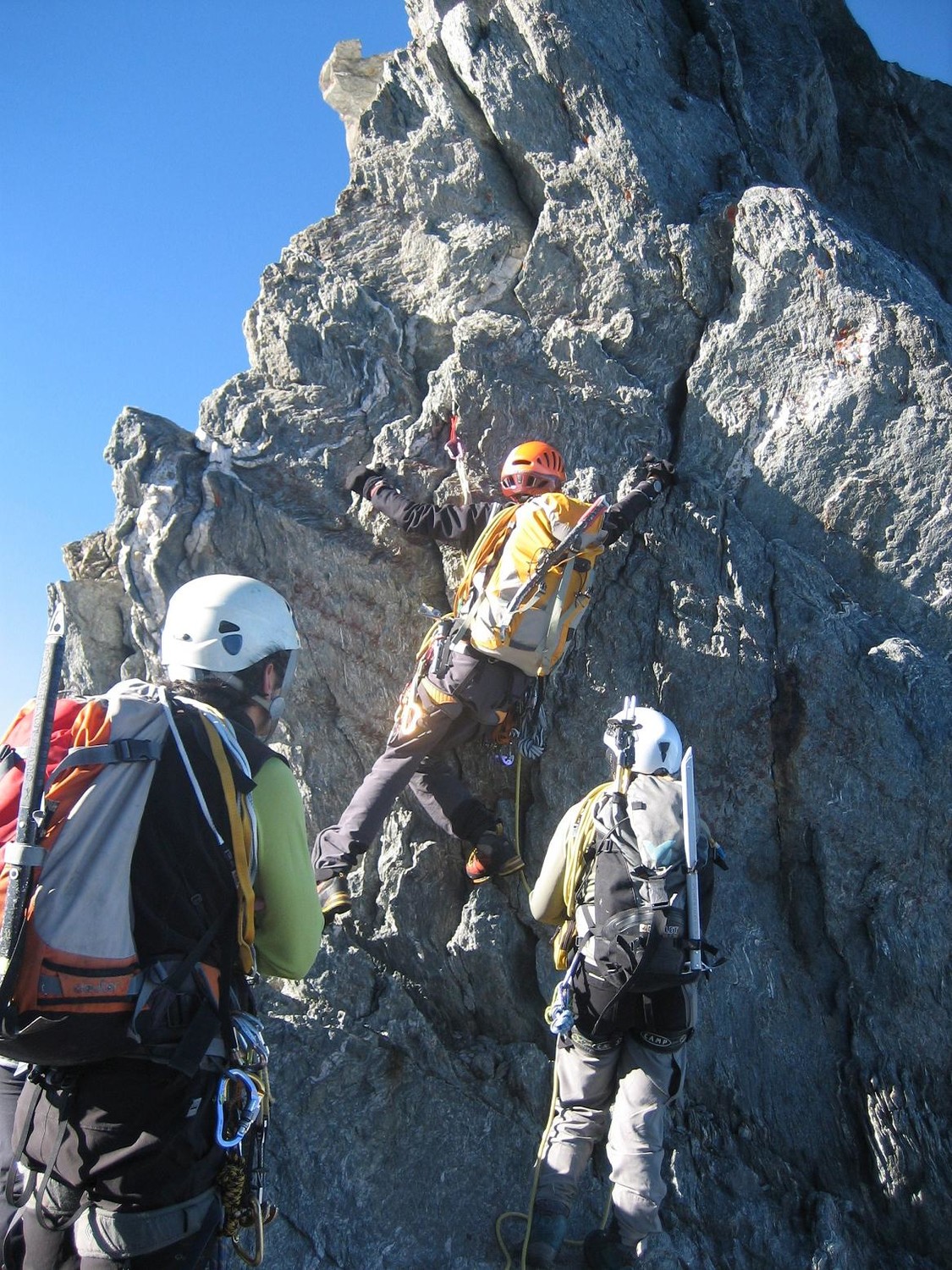 Pointe de Labby : le pas d'attaque en méthode bourrine (tentative avortée)