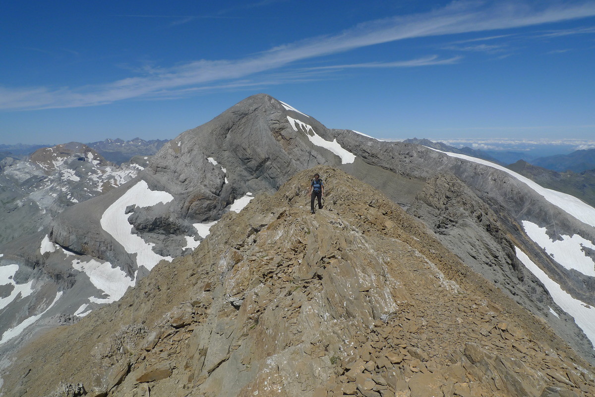 arête W du Soum de Ramond sur fond de Mont Perdu
