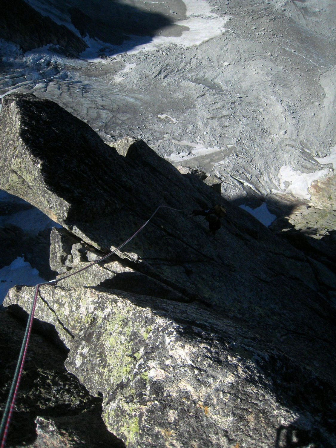 On rejoint le fil de l'arête en fin de L6