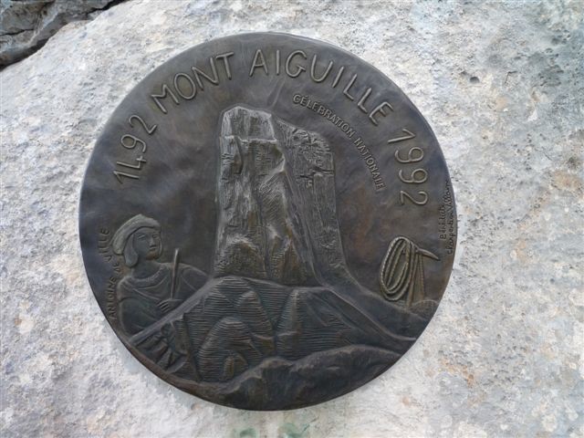 la plaque commémorative