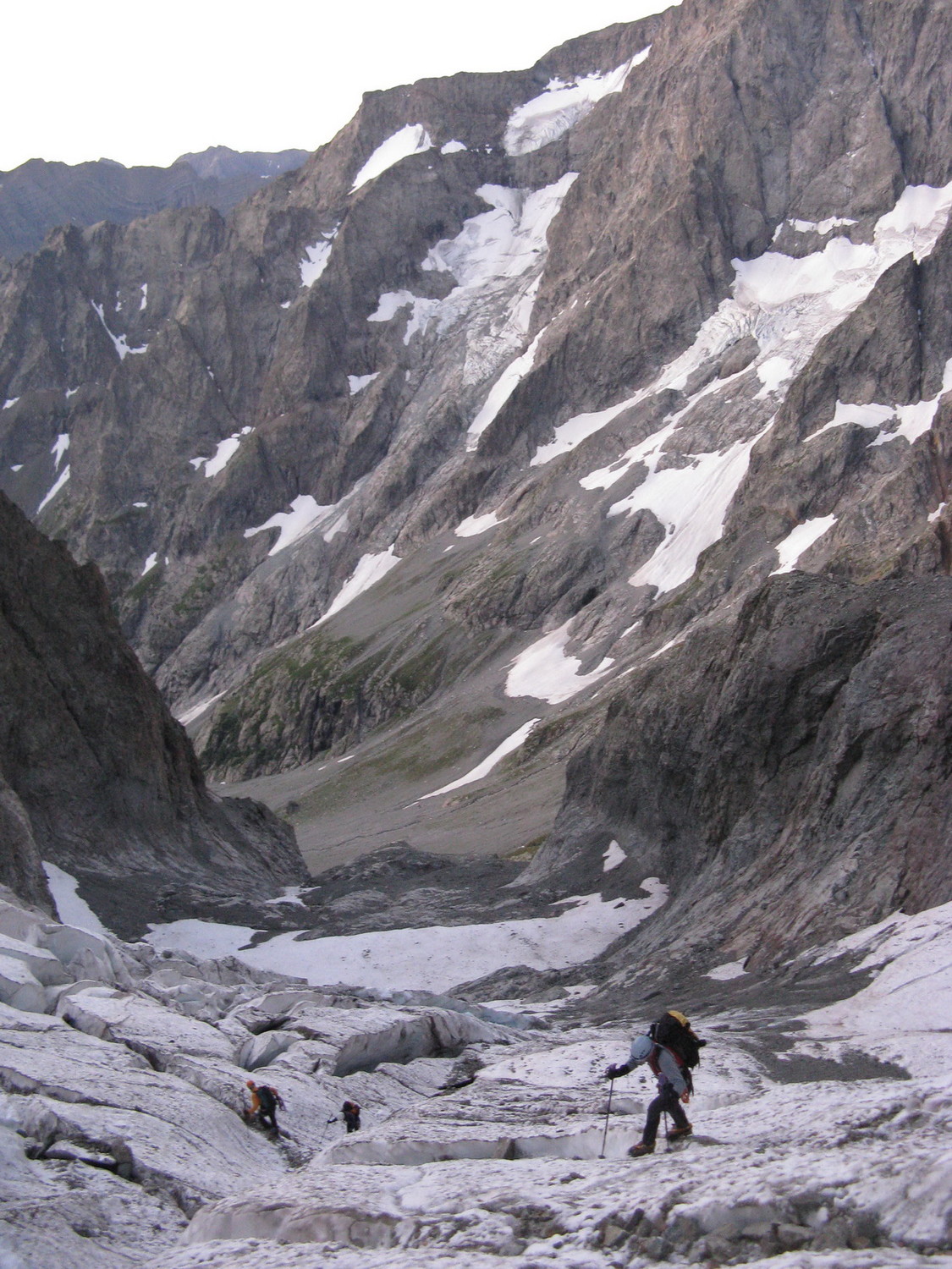 A l'attaque du glacier des Bans.