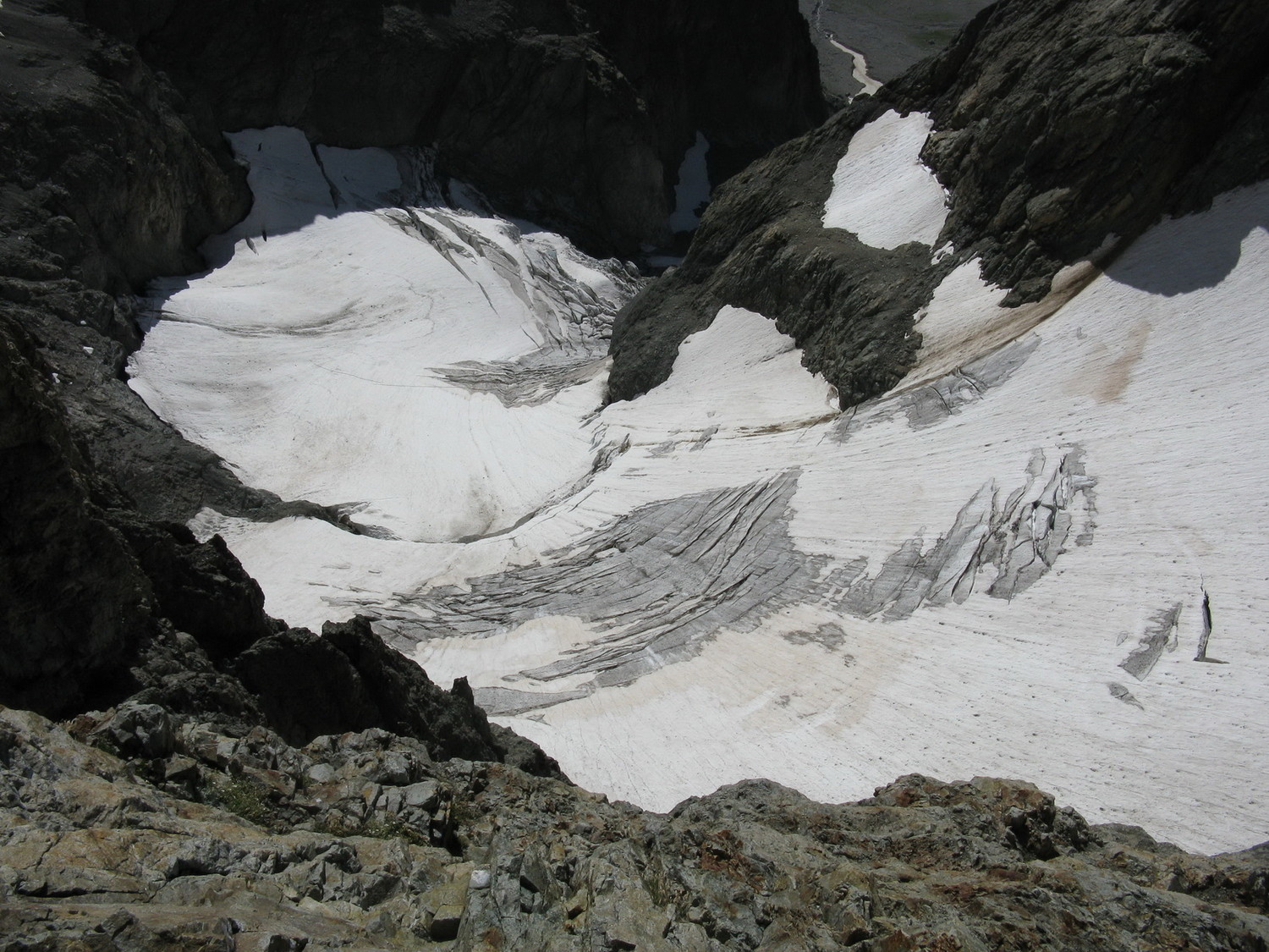Le glacier des Bans vu de haut.