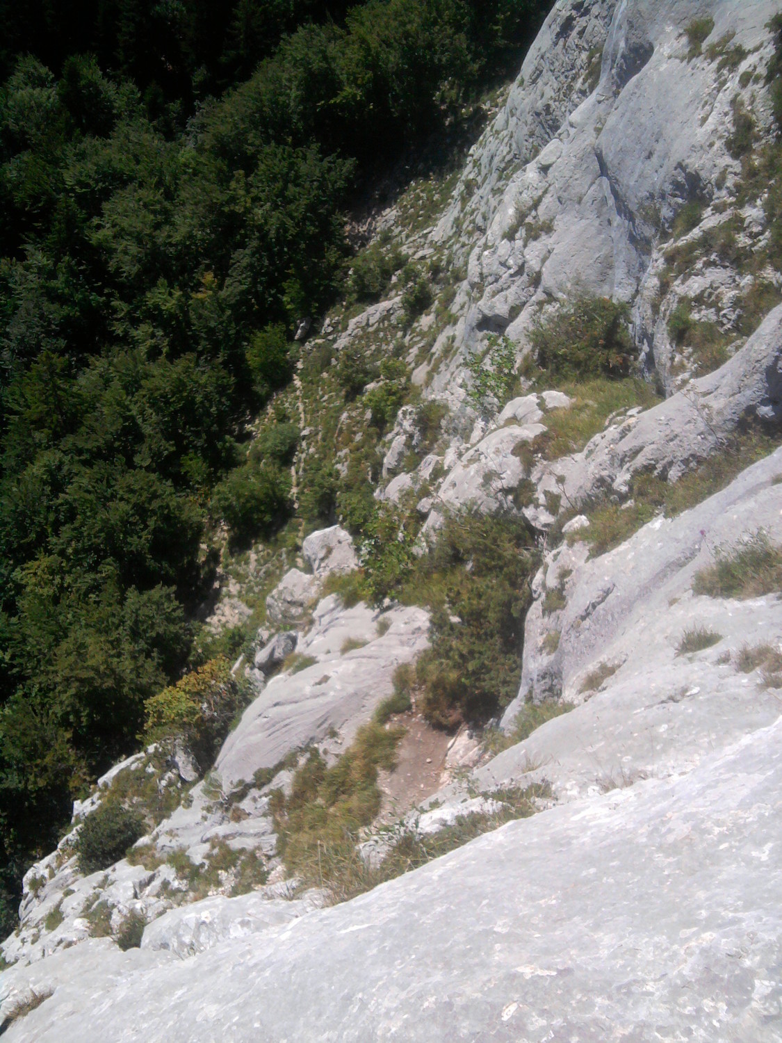 Vue de la terrasse du relais R3 deuis R4